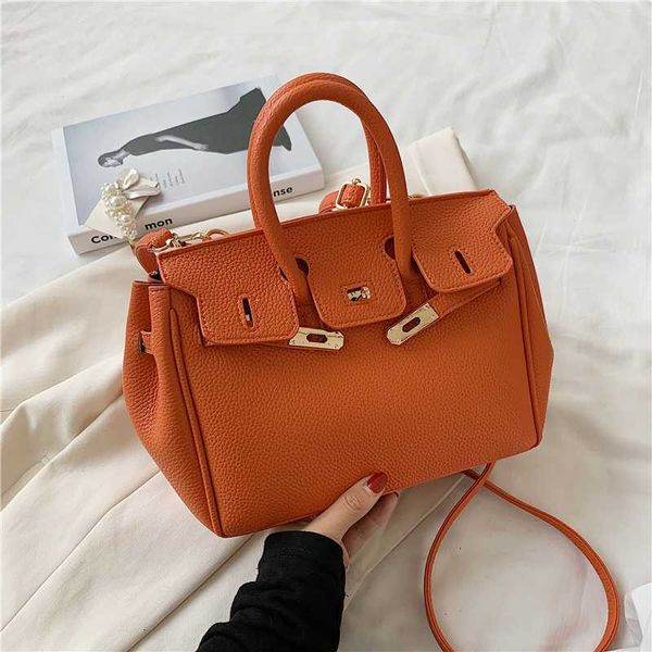 

western style female bag 2020 new female bag fashion lychee pattern large capacity one-shoulder messenger