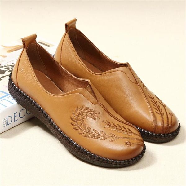 

2020 spring and autumn new real leather shoes women breathable walking middle-aged women's shoes soft bottom mother, Black