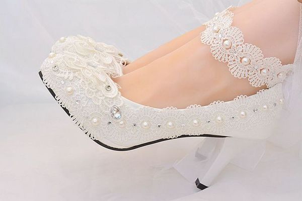 

white lace ankle strap butterfly appliques beaded rhinestones wedding heels 2020 elegant multi heel ladies bridal shoes, Black