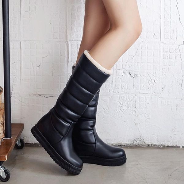 

2020 new women boots knee high boots square heels fashion round toe rubber sole woman leather shoes winter black 11.1