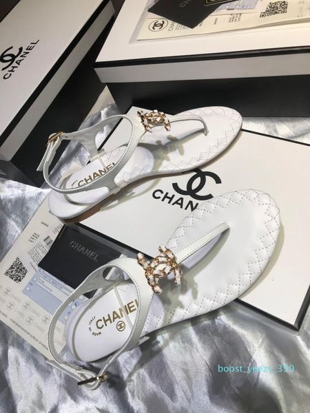 

the latest popular 2020 women's summer rivet knot flip flop beach sandals women's flat jelly designer sandals b35, Black