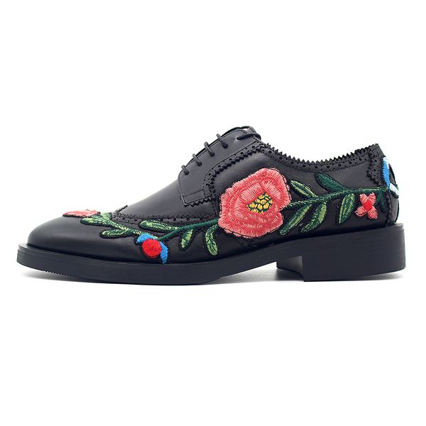 

brogues carved lace embroidered up italian genuine leather men business derby shoes luxury pointed toe wedding footwear, Black