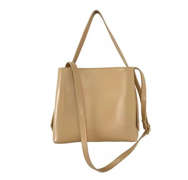 

2020 Hot Sale Women Bag Simple Fashion Classic Drawstring Bag Casual PU Bag Single Shoulder Big Capacity