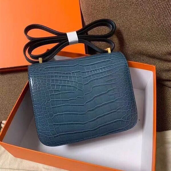 

flight attendant kangkang bag, crocodile imitation stripes, hand-polished gold and silver buckle;too beautiful;quality assurance