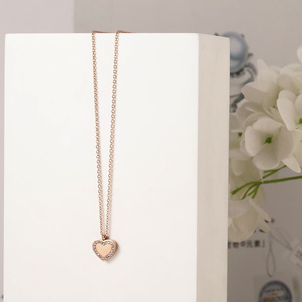

new love titanium steel necklace women's rose gold japanese and korean simple peach heart diamond clavicle pendant accessories, Black