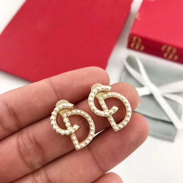 

d семья / dijia cd pearl женских стиля изысканных серьги ювелирных изделия против аллергии высокой версии, Golden