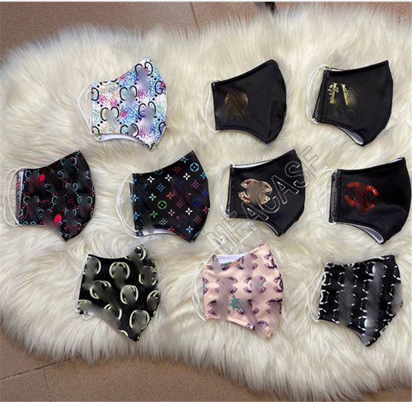 

reusable fashion designers face masks facemask washable luxurys women men fashion double layers cartoon mouth cover sport cycle scarf d82403, Blue