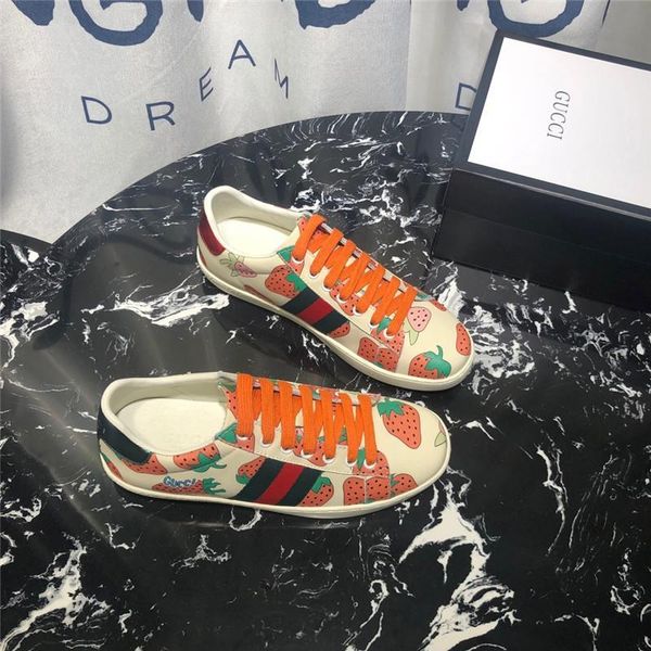 

2020 latest handmade casual shoes couple casual shoes fashion trend versatile and comfortable size 35-45 type 39745400729ab