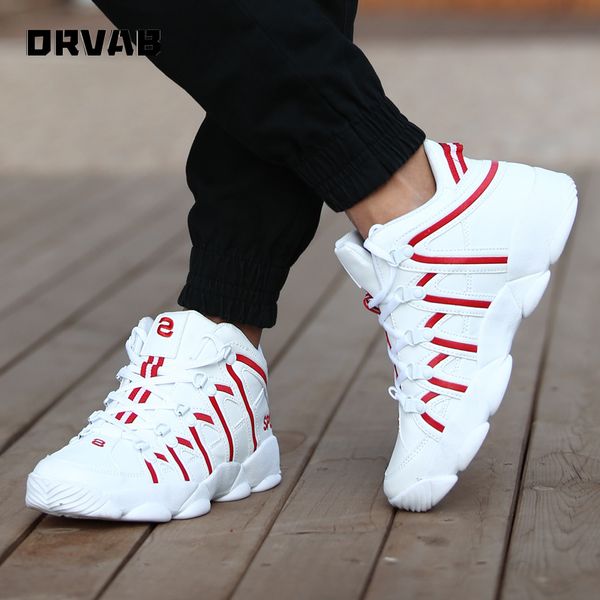 

new 2020 men casual shoes brand breathable shoes male footwear designer lace up flats men fashion walking sneakers black red