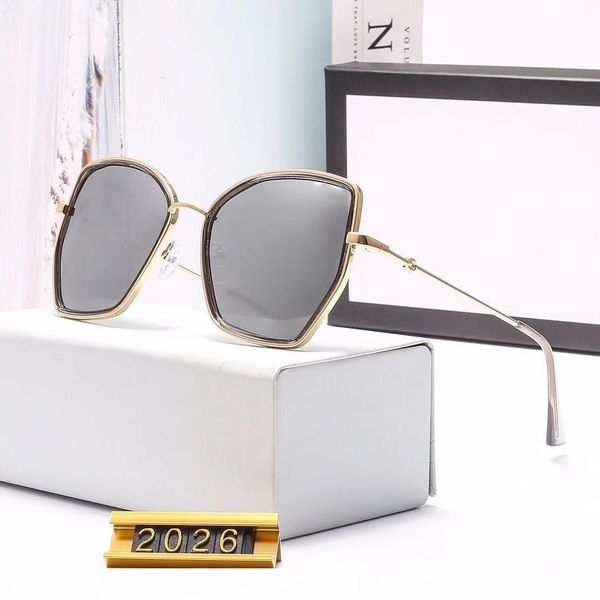 

2020-men women sunglasses uv protection lens fashion oval coating mirror lens frameless color plated frame come with pack, White;black