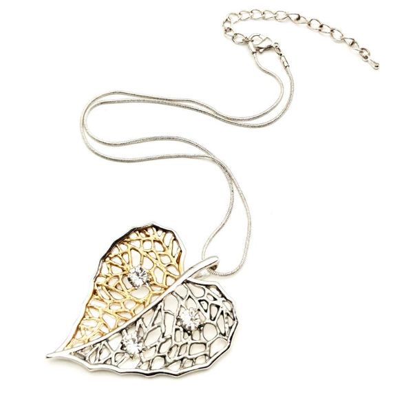 

2020 european and american jewelry ladies fashion classic heart-shaped multicolor necklace pendant, Silver