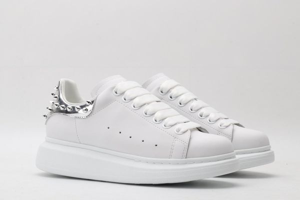 

r luxury casual shoes, fashionable flat ace sneakers, trendy and comfortable all-match orange shoes, ss