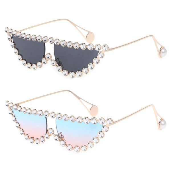 

2020 2020 new design cat eye sunglasses rhinestone charming fashion women female uv400 metal frame pearl lady sun glasses sexy, White;black