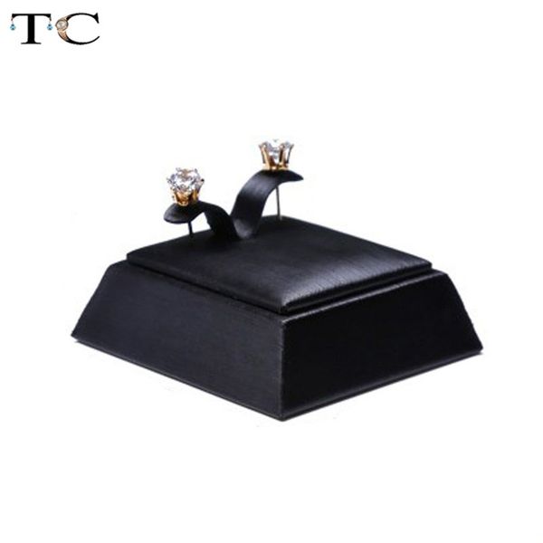 

tower style earring holder jewelry display rack window showcases showed earrings stand black leather
