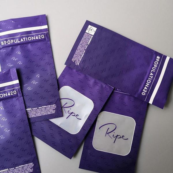 

packaging size ripe bag 3.5g-1 connected mylar labs 3.5g 420 bags 8th alien childproof cookies 8 population420 wrhome pgvre