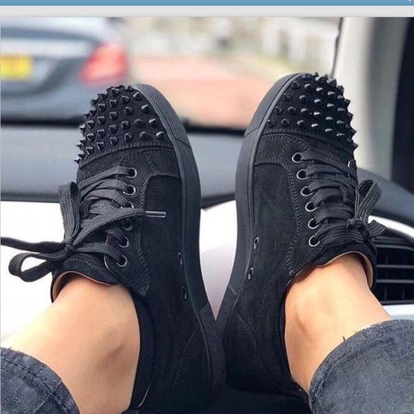 

2019 designer sneakers red bottoms shoe low cut suede spike luxury shoes for men and women shoes party wedding crystal leather sneakers, Black