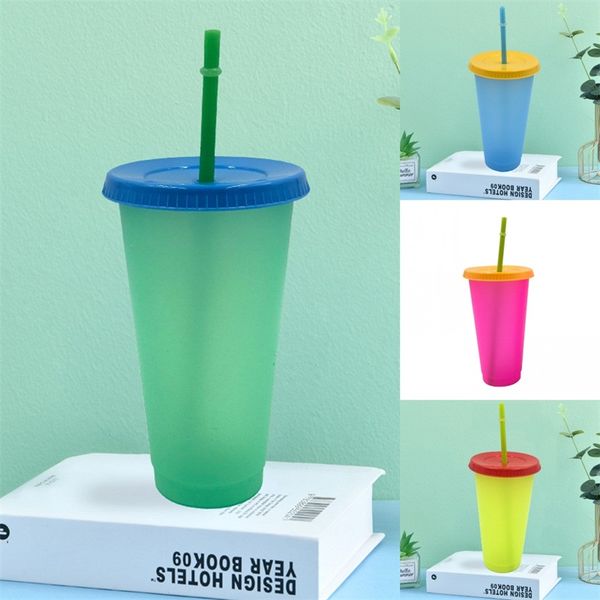 

круг изменение цвет чашка из прозрачного пластика с крышкой массажер многоразовых солом кофе кружка термочувствительной моды открытого 5hb b