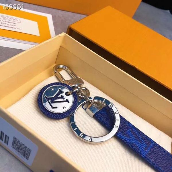 

europe and the united states fashion2020 new style classic key chain designer style popular logo key chain, Slivery;golden
