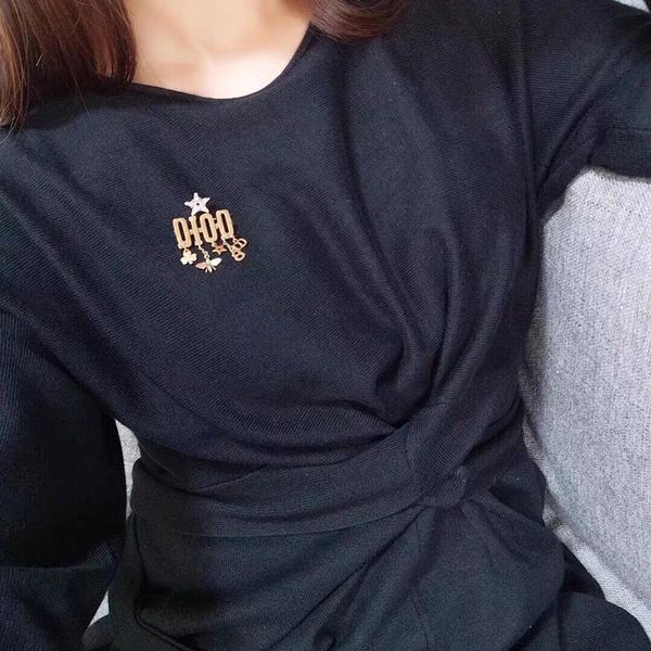 

c1876 fashion makes old golden bee tassel wheat ear brooch popular brass pentagonal letter flower brooch, Gray