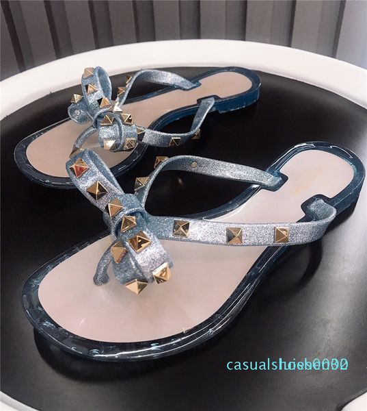 

2020 women new bight color slippers casual conformatable designer sandals ladies fashion beach shoes women v letter sandals c30, Black