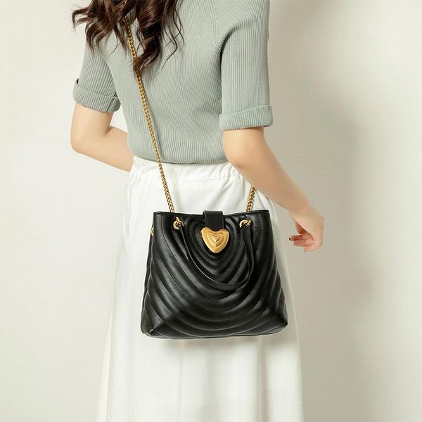 

black bucket bag ladies fashion designer diagonal bag european and american fashion large-capacity leather ladies shoulder bag love gift 008