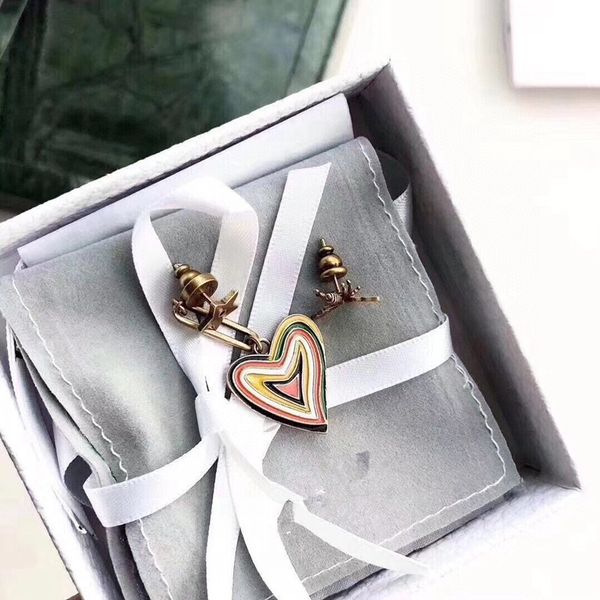 

d family love bee earrings 925 silver needle women's ear ring jewelry high version allergy prevention, White;black