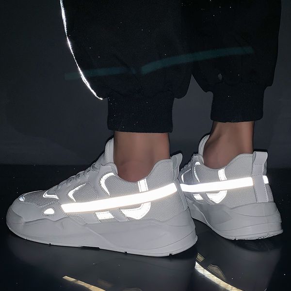 

popular 2020 spring new low-leisure sports travel versatile reflective trend of men's shoes, Black