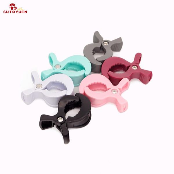 

1pcs colorful new baby car seat toys accessories toy lamp pram stroller peg to hook cover blanket clips