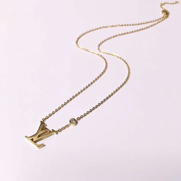 

fashion jewelry 316l titanium steel 18k rose gold plated necklace short chain silver necklace pendant for couple gift