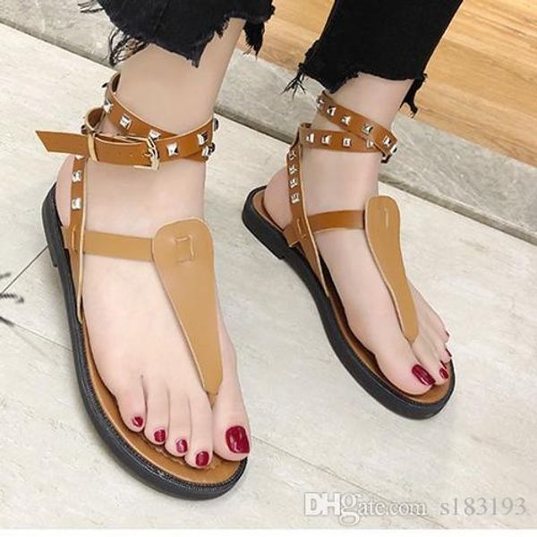 

new 2019 designer sandal ankle strap gladiator women designer sandals designer sandale rivets party shoes, Black