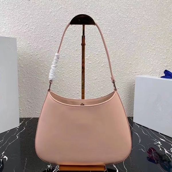 

2020 new design selling calfskin under armpit temperament casual banquet bag lady handbag chain bag 4 color real leather bag