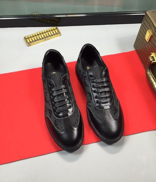 

2021 пользовательские мужчины "; s отпечатано письмо тапки, вскользь и удобно versatile обувь, обувь с низким растеряев обувь, первоначально, Black