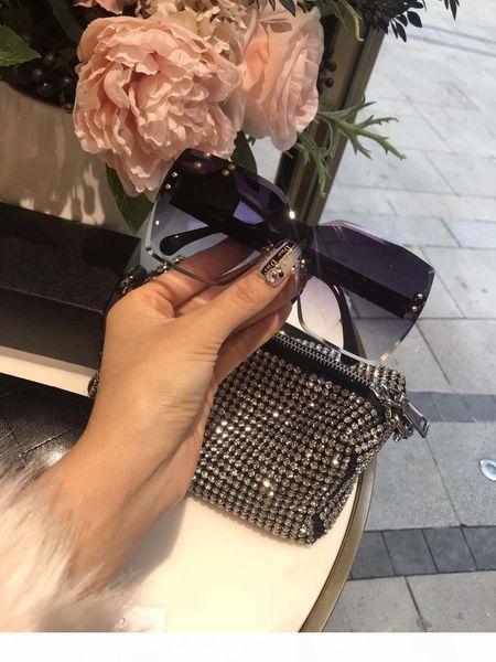 

fashion womens sunglasses branded sunglasses woman summer beach goggle glasses uv400 c 021801 with box, White;black