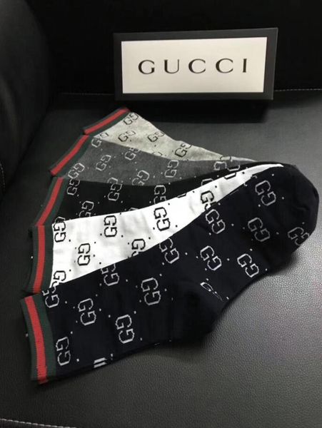 

fend i men's socks fashion socks embroidered cotton medusa set 5 pairs / box men's luxury designer brand sports basketball socks, Black