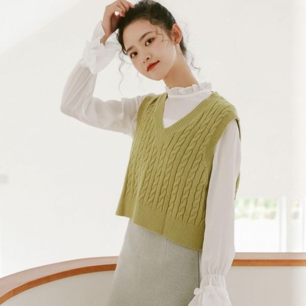 

women's vests 2021 knitted bottoming shirt vest slim sweater long-sleeved early autumn fashion all-match, Black;white