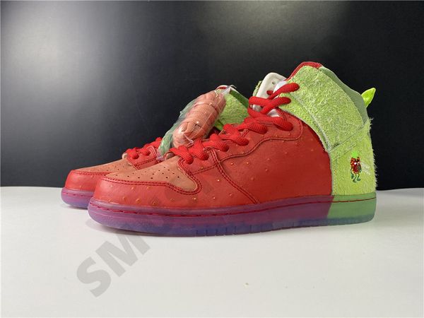 

2020 high strawberry cough sb dunk red green skateboard shoes men fashion comfortable outdoor man womans trainer sneakers cw7093-600 36-47