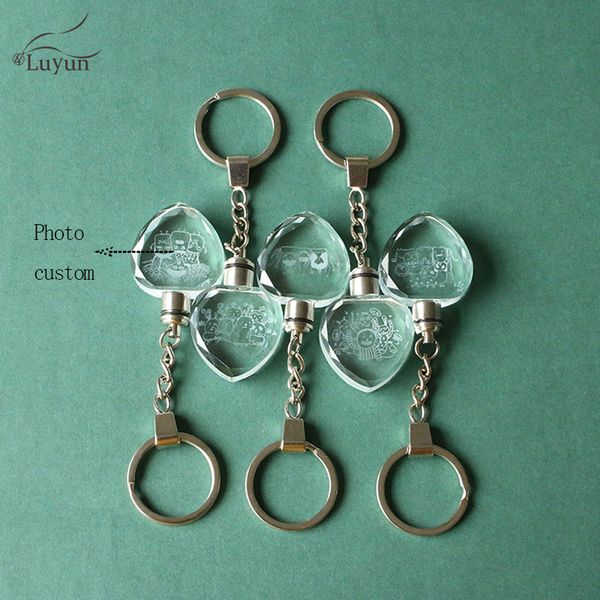 

luyun creative inner carving cartoon animal pattern heart crystal glass keychain glow key chain gift wholesale key ring, Silver
