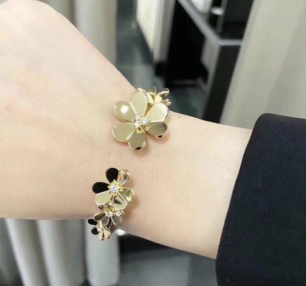 

designer bracelets 925 sterling silver clover series bracelet show the unique charm of women exquisite gifts for82, Black