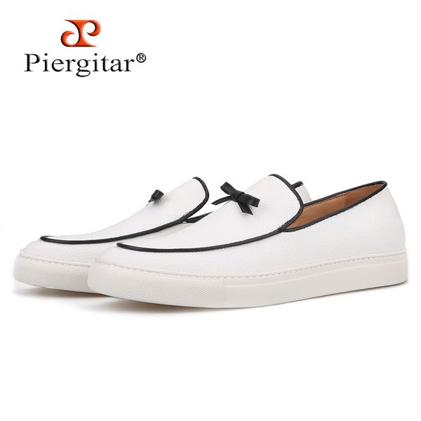 

piergitar brand 2020 spring/summer new handcrafted white color canvas men sneakers slip-on men's casual shoes men loafers, Black