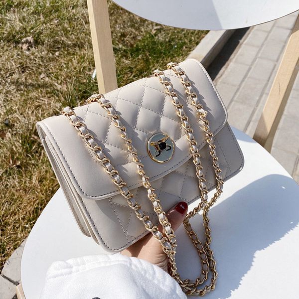 

chain evening bag beaded women wedding clut 2020 egg shoulder bridal rhinestones clutch evening bag shape handbags day elegant gxuae
