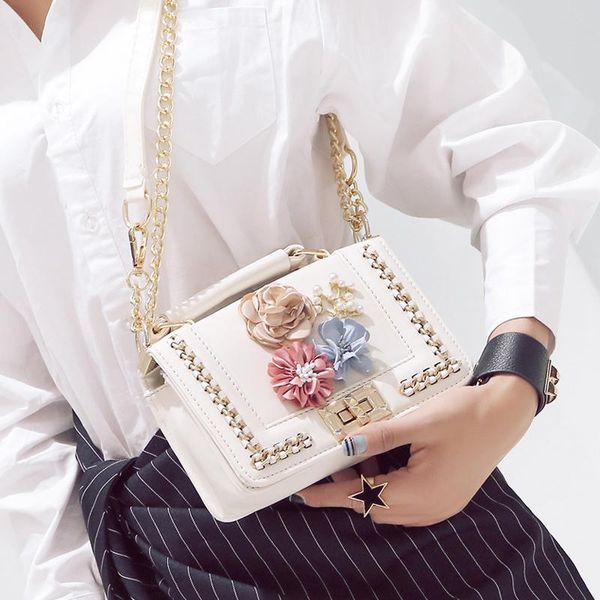 

2020fashion chain small flap bags new all-match flower pearl shoulder lady bag pu leather crossbody sweet small bag for women