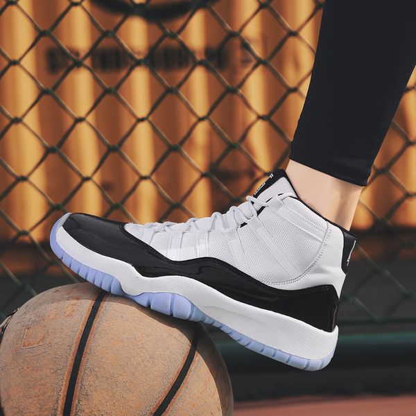 

bred pantone concord 45 unc 11s basketball shoes 11 playground lucky green cny flint 13 mens sneakers mens sports trainers