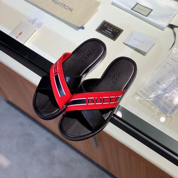 

2020 latest leather casual slippers men's casual shoes fashion trend comfortable shoe size 38-45 type 39745400624