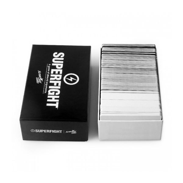 Giochi all'ingrosso SUPERFIGHT Un gioco di carte di Argomenti assurde carta Nucleo Deck Game Party di Super Poteri e problemi Super