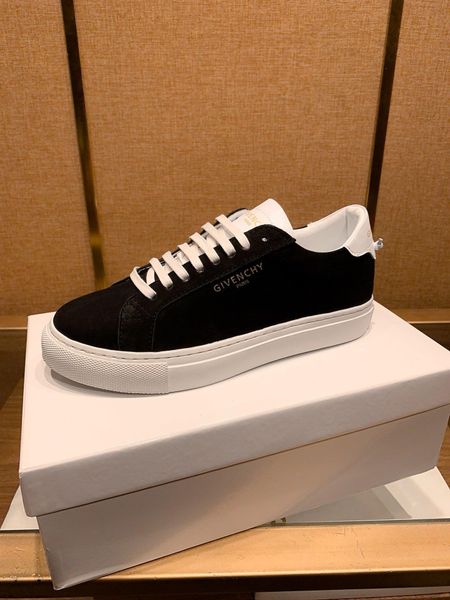 

2020 latest designer shoes paris comfortable and fashionable designer design flat low-shoes black and white solid color