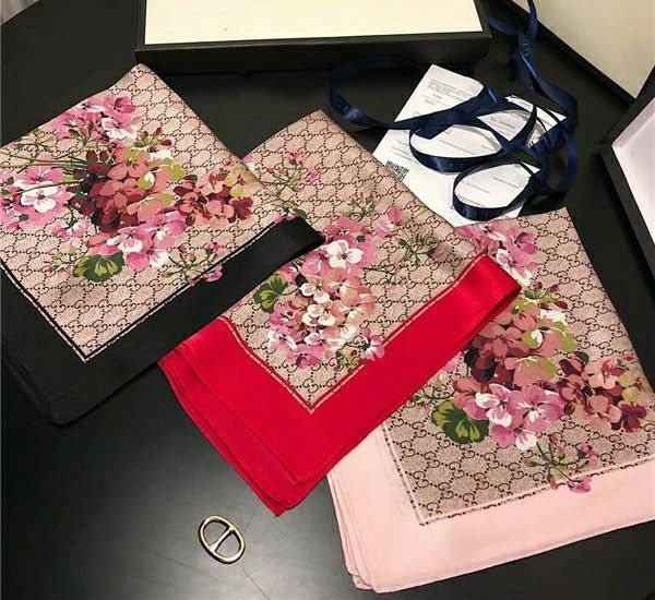 

fashion comfortable beautiful and elegant women spring and summer silk scarves 50*50cm letter flower scarf without box can be wholesale, Blue;gray