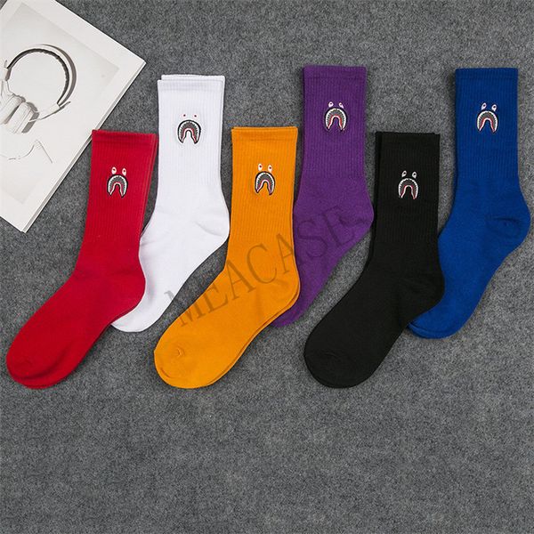

shark mouth crew socks cotton mid level long stockings cartoon skateboard hip hop sports fashion socks for women men teens new d8606, Pink;yellow