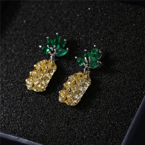 

stud 3acubic zirconia cz pineapple earrings for women girl round rhinestone crystals er0324, Golden;silver