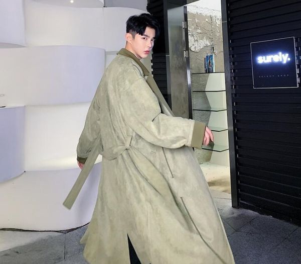 

mens trench coats man vintage deerskin velvet long coat men clothes loose overcoat long sleeve 2020 new designer autumn spring d239, Tan;black