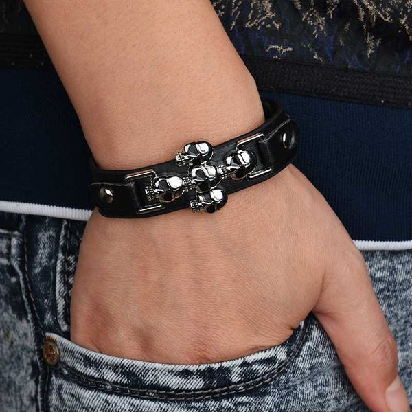 

men's fashion adjustable stainless steel belt buckle exaggerated popular skull cross bracelet punk style bracelet jewelry, Golden;silver